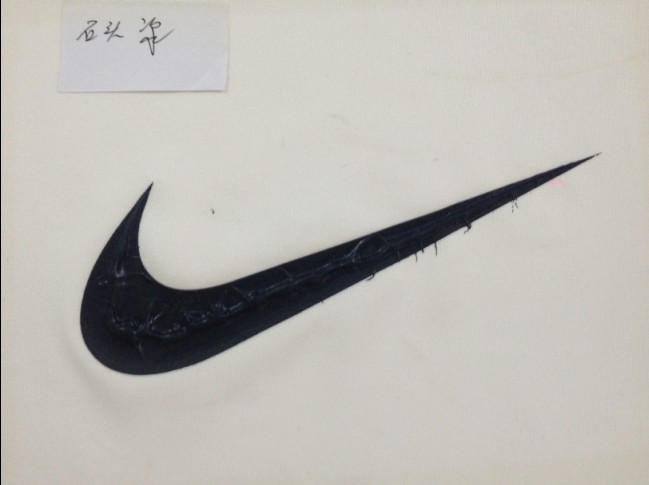 供應惠州牛仔布印花材料,宏奧10年專注于品牌服裝印花材料